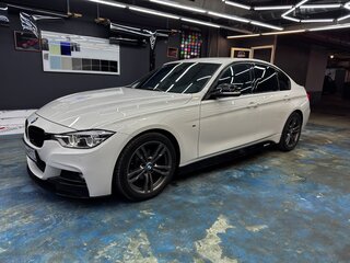 2015 BMW 3 серии 320i VI (F3x) Рестайлинг, белый, 2500000 рублей, вид 2