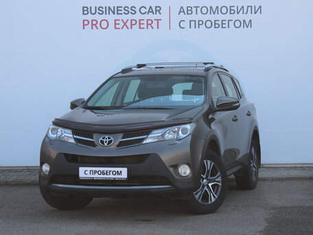 Toyota RAV4 IV (XA40)