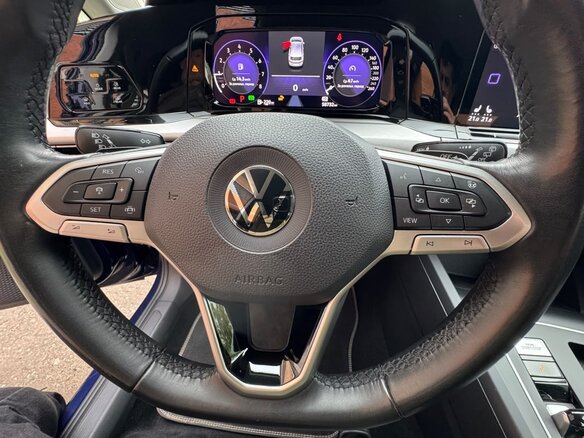 2021 Volkswagen Golf VIII, синий - вид 12
