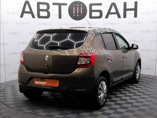 2019 Renault Sandero II Рестайлинг, коричневый, 980000 рублей, вид 3