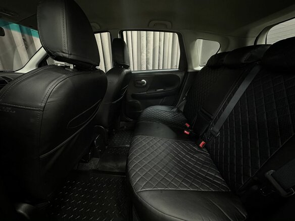 2013 Nissan Note I Рестайлинг, красный, 779777 рублей - вид 24
