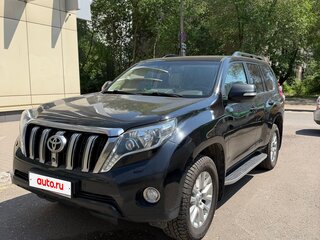 2015 Toyota Land Cruiser Prado 6-speed 150 Series Рестайлинг 1, чёрный, 3500000 рублей, вид 1
