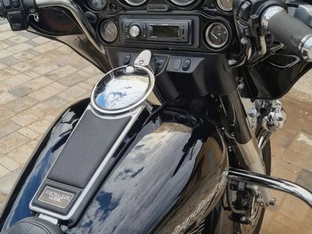2007 Harley-Davidson Electra Glide, чёрный, 649000 рублей, вид 2