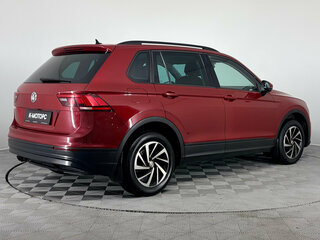 2019 Volkswagen Tiguan II, красный, 1850000 рублей, вид 5