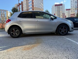 2008 Toyota Auris I, серебристый, 790000 рублей, вид 4