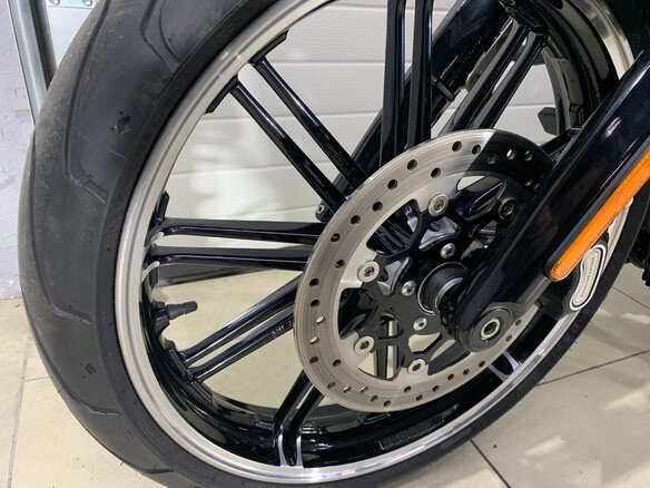 2018 Harley-Davidson Breakout, серый, 1750000 рублей - вид 29