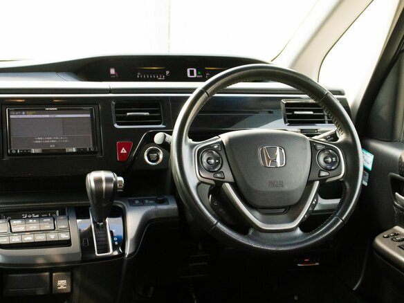 2017 Honda Stepwgn Spada V Рестайлинг, чёрный, 2275000 рублей - вид 17