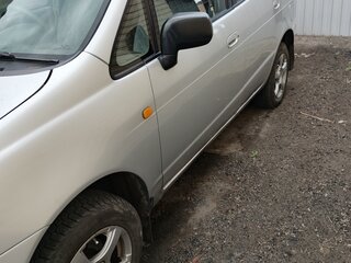 1999 Toyota Corolla Spacio I, серебристый, 390000 рублей, вид 3