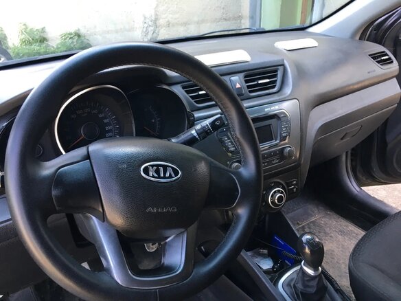 2012 Kia Rio 5-speed III, серый, 750000 рублей - вид 7