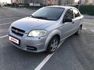 2011 Chevrolet Aveo I Рестайлинг, серебристый, 345000 рублей, вид 1