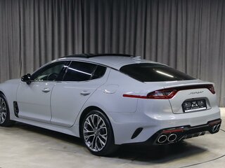 2019 Kia Stinger I, серый, 2149000 рублей, вид 4