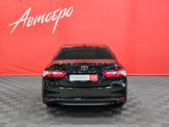 2021 Toyota Camry VIII (XV70) Рестайлинг, чёрный, 2219000 рублей - вид 4
