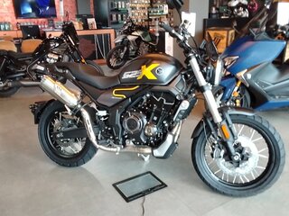 Voge AC525X