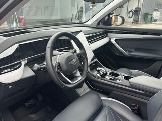 2024 Geely Atlas II, чёрный, 2600000 рублей, вид 4
