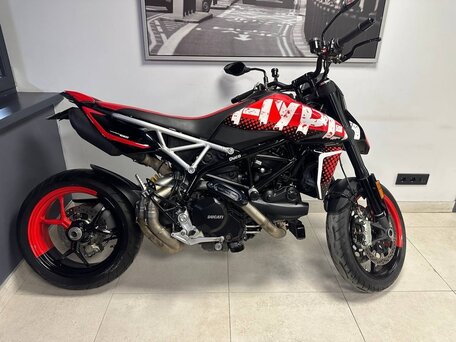 2021 Ducati Hypermotard, красный, 1000000 рублей, вид 1