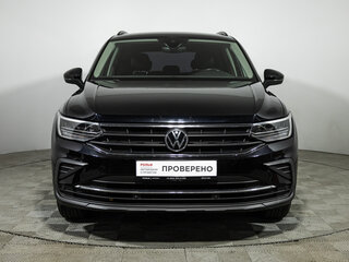 2021 Volkswagen Tiguan II Рестайлинг, чёрный, 2399700 рублей, вид 2
