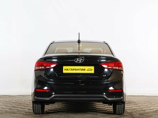 2017 Hyundai Solaris II, чёрный, 1299000 рублей, вид 5