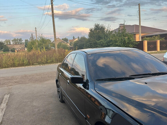 1997 BMW 5 серии 520i IV (E39), чёрный - вид 5