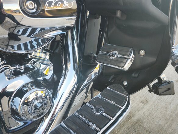 2015 Harley-Davidson Road Glide, чёрный, 1400000 рублей - вид 14