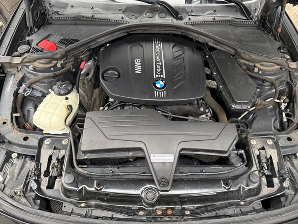 2013 BMW 3 серии Gran Turismo 320d xDrive VI (F3x), чёрный, 2000000 рублей - вид 4