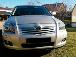 2007 Toyota Avensis II Рестайлинг, серебристый, 960000 рублей, вид 3