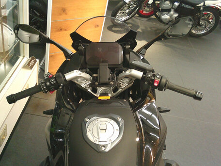 2026 BMW R 1300 RS, чёрный, 2320000 рублей, вид 3