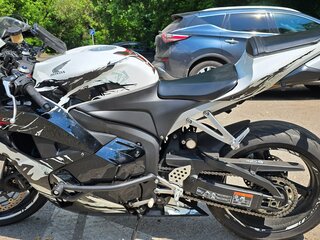 2010 Honda CBR 600RR, чёрный, 900000 рублей, вид 5