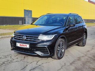 2020 Volkswagen Tiguan II Рестайлинг, чёрный, 3850000 рублей, вид 3