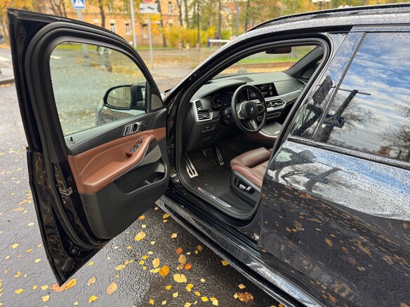 2021 BMW X5 30d IV (G05/G18), чёрный, 8190000 рублей - вид 16