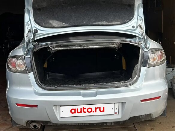 2006 Mazda 3 I (BK) Рестайлинг, серебристый, 550000 рублей - вид 10