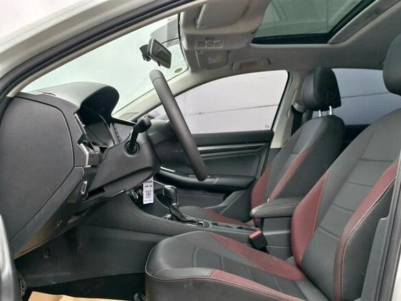 2022 Volkswagen Lavida III, белый, 1399000 рублей - вид 6