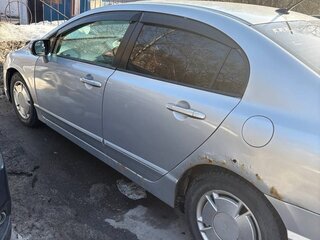 2006 Honda Civic Hybrid VIII, серебристый, 360000 рублей, вид 4