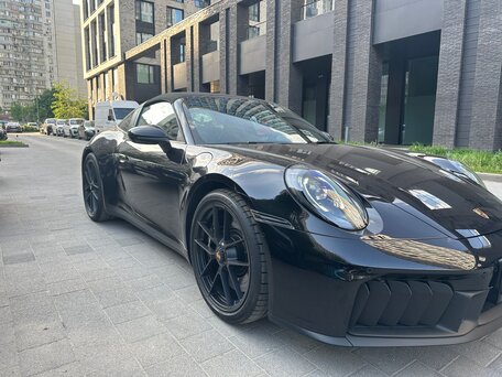 2025 Porsche 911 Targa 4 GTS VIII (992) Рестайлинг, чёрный, 27950000 рублей, вид 4