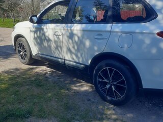 2016 Mitsubishi Outlander III Рестайлинг 2, белый, 1699000 рублей, вид 5