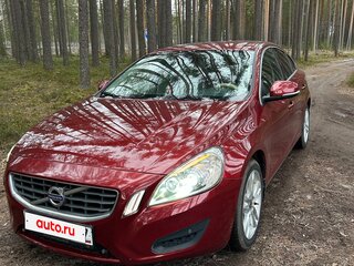 2012 Volvo S60 II, красный, 750000 рублей, вид 1