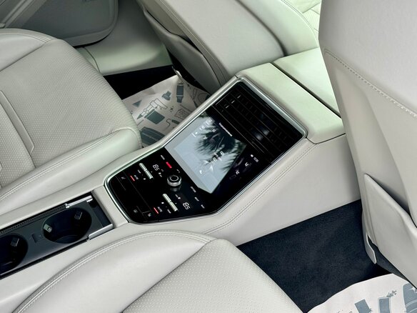 2016 Porsche Panamera Turbo II, серый, 7190000 рублей - вид 27