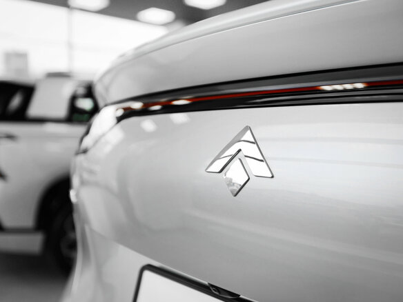 2026 GAC Hyptec HT, серебристый, 5999000 рублей - вид 9