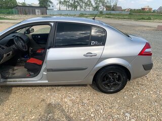 2006 Renault Megane II Рестайлинг, серебристый, 295000 рублей, вид 5