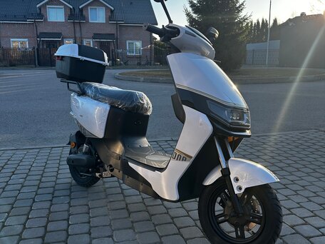 2025 E-Moto YH50QT, белый, 79999 рублей, вид 1