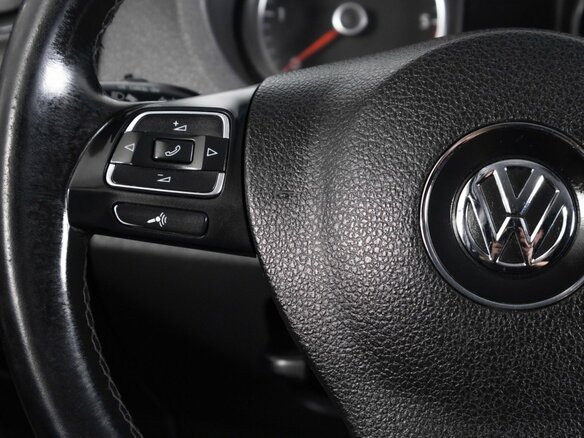 2013 Volkswagen Amarok I, чёрный - вид 12