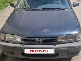 1992 Nissan Primera I (P10), синий, 60000 рублей, вид 2
