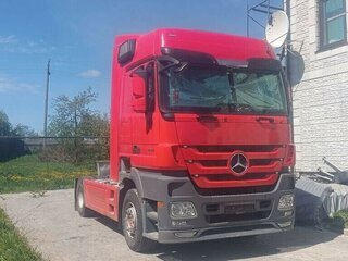 2013 Mercedes-Benz Actros, красный, 5700000 рублей, вид 1
