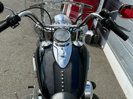 2014 Harley-Davidson Heritage Classic, чёрный, 940000 рублей, вид 4