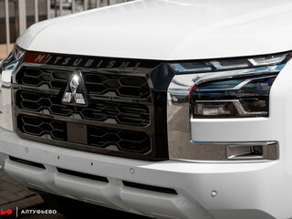 2025 Mitsubishi L200 VI, белый, 5690000 рублей, вид 4