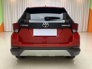 2022 Toyota Yaris L X XP150 Рестайлинг, красный, 925000 рублей, вид 5