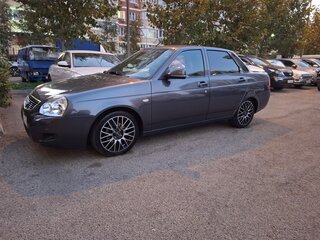 2014 Lada (ВАЗ) Priora I Рестайлинг, серебристый, 720000 рублей, вид 1
