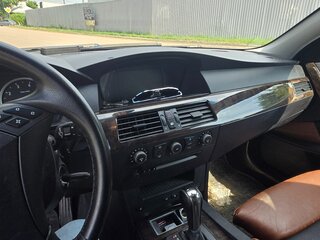 2004 BMW 5 серии 520i V (E60/E61), чёрный, 590000 рублей, вид 2