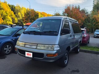 1992 Toyota Town Ace II Рестайлинг 3, серебристый, 595000 рублей, вид 1
