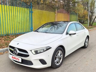 2019 Mercedes-Benz A-Класс 200 IV (W177), белый, 2490000 рублей, вид 2