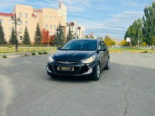 2014 Hyundai Solaris I, чёрный, 979000 рублей, вид 2